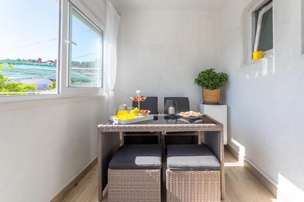 Apartman Maria, Ciovo Apartment Трогир Екстериор снимка
